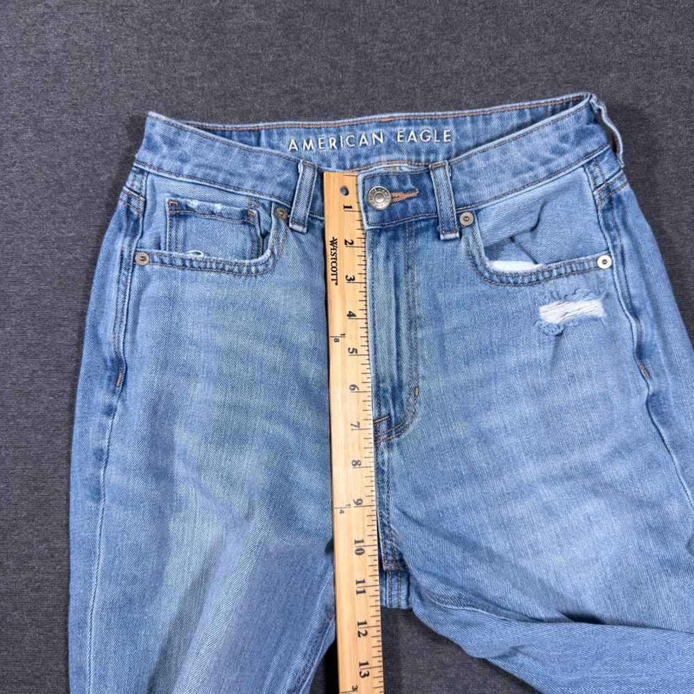 American Eagle Mom Jeans Women 2 Blue Distressed High Rise Light Wash Denim Boho - Picture 7 of 10